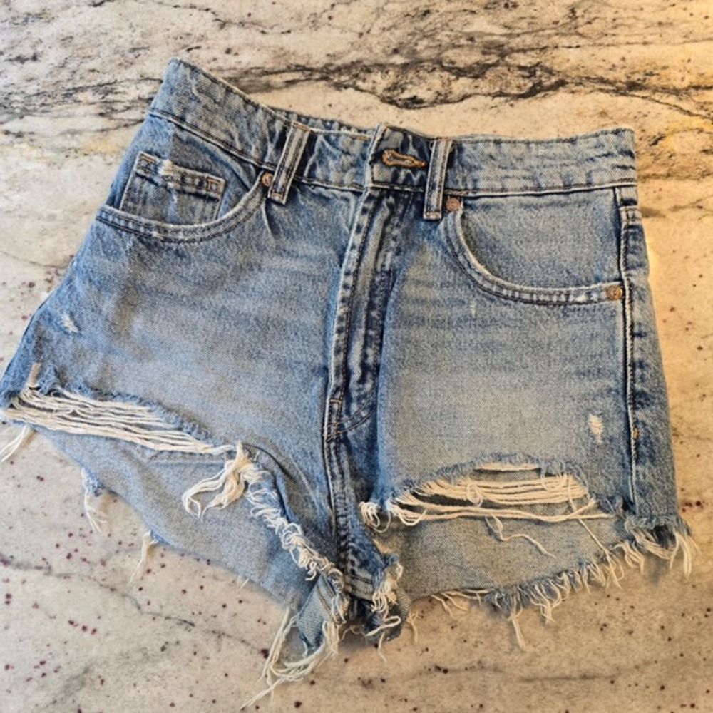 Zara distressed cut‎ off shorts womens size 2